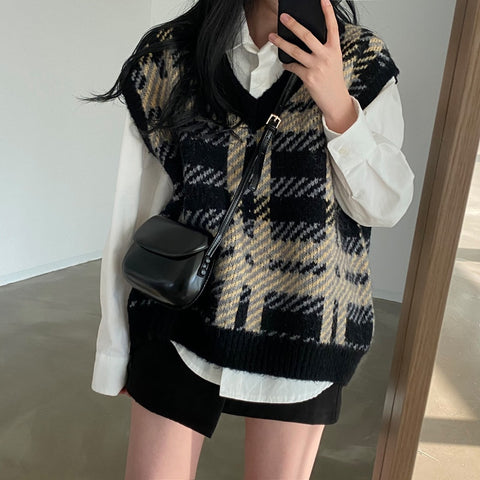 Sonicelife Stacked loose sweater vest check vest + white shirt suit