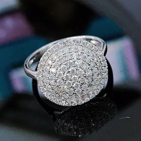 Sparkling CZ Women Rings Round Shaped Fashion Versatile Lady's Jewelry Full Bling Iced Out Wedding Engagement Accessories