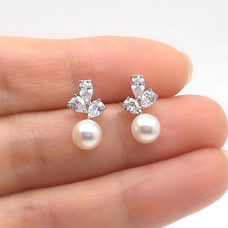 Sonicelife Dainty Simulated Pearl Earrings for Women with Shiny Cubic Zirconia Delicate Female Earrings Elegant Daily Wear Jewelry