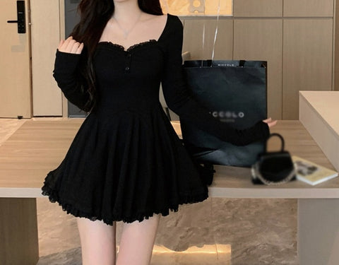 Sonicelife Korean Aesthetic Soft Girl Kpop Sweetheart Neckline Long Sleeve Rib Knit Dress