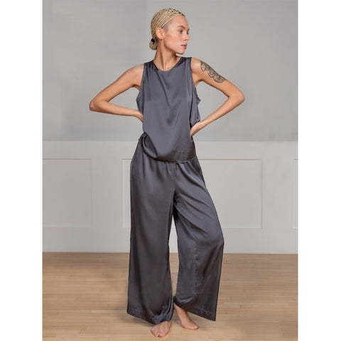 Sonicelife Early Autumn New border vest pajama suit, European and American spring satin cross back design, comfortable and casual home set